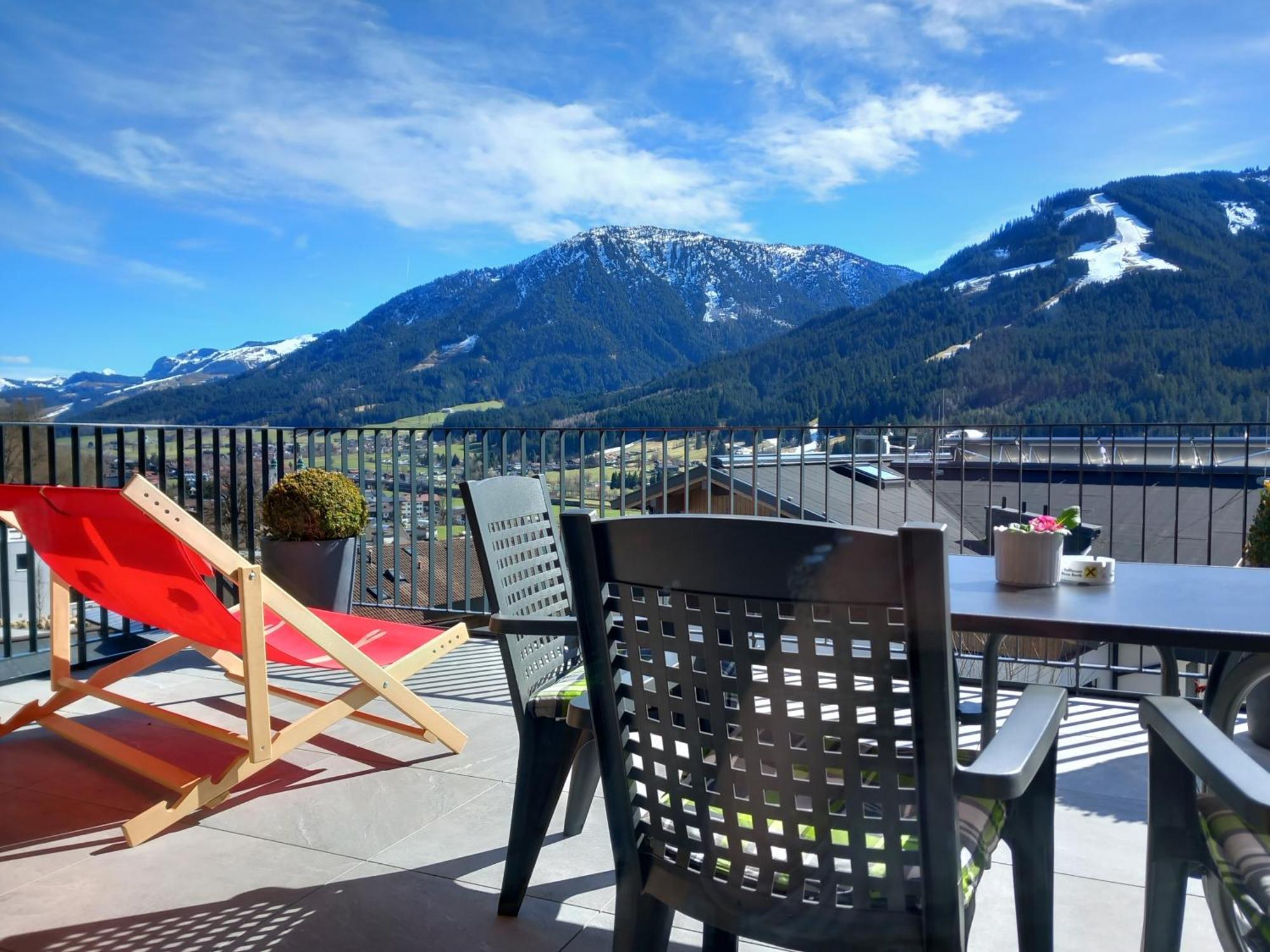 Haus Rosenegg Appartamento Brixen im Thale Esterno foto